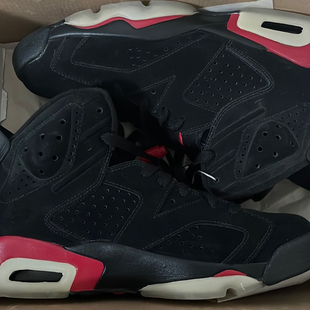 Jordan 6 Retro Infrared (2010)